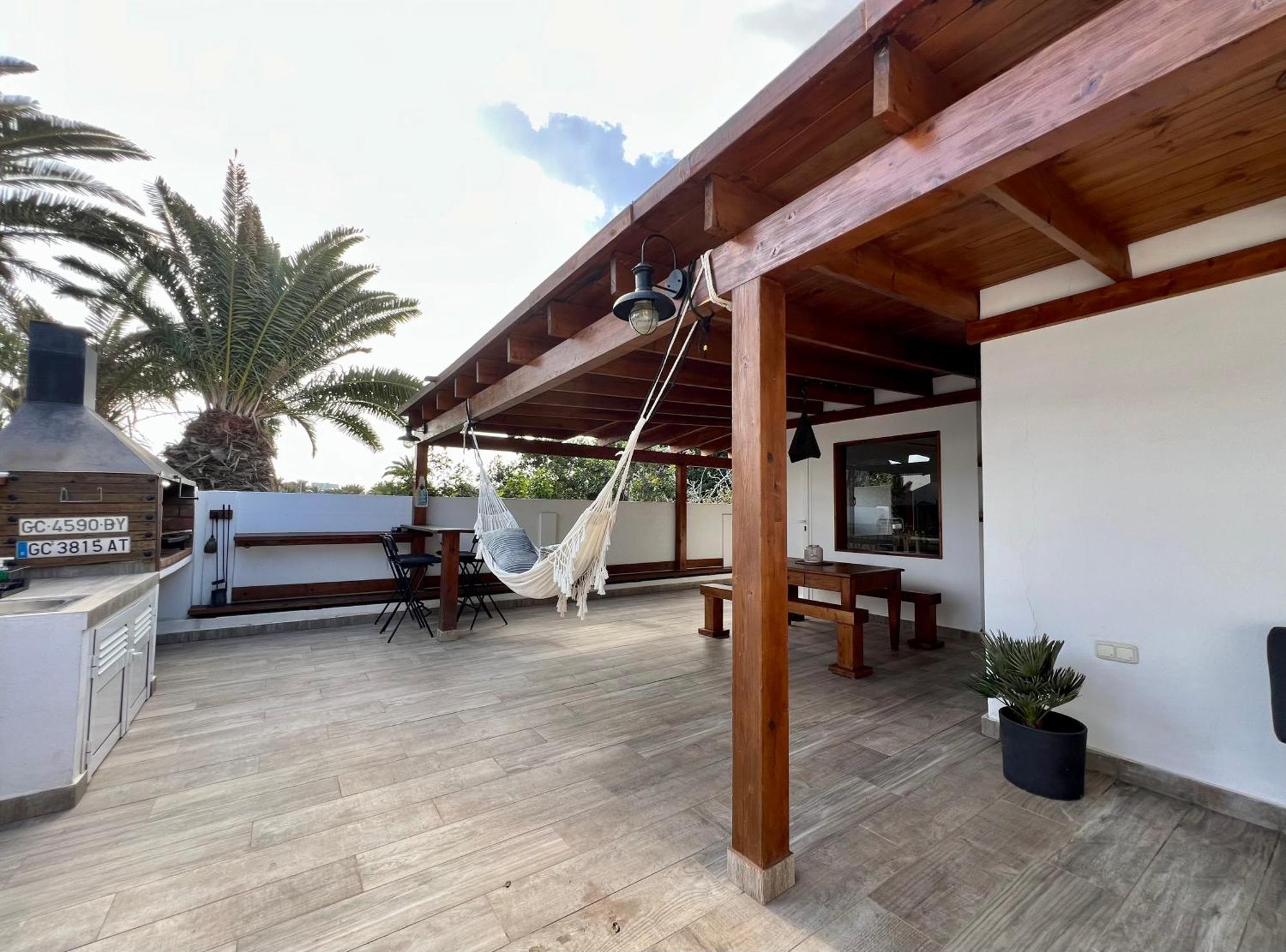 Oasis En Lanzarote Villa Costa Teguise Luaran gambar
